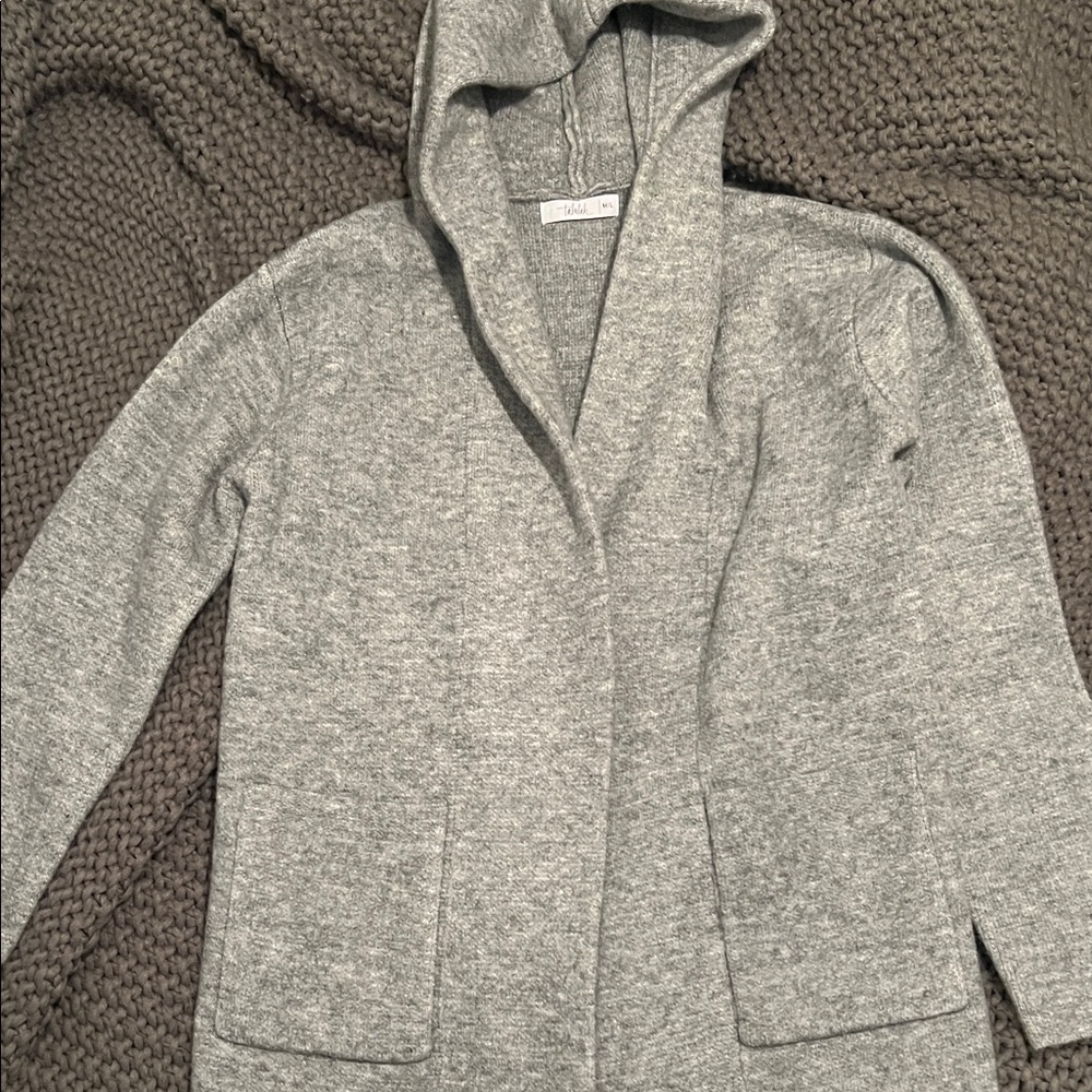 Tahari Heather Gray Knit Sweater